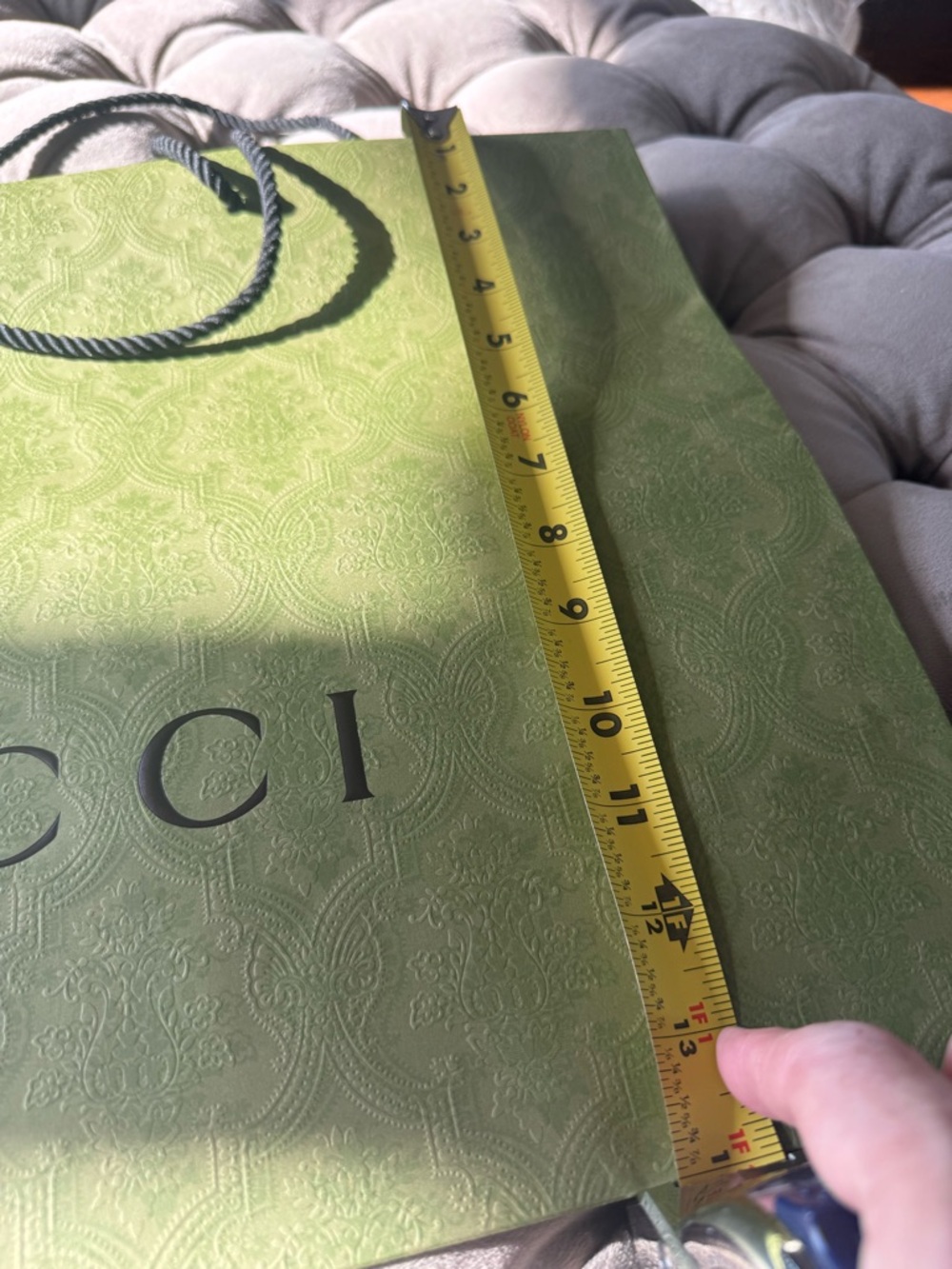 NWOT Gucci Women’s Shopping Tote in Gucci Green Patterned w Black Rope Handles - Picture 11 of 12